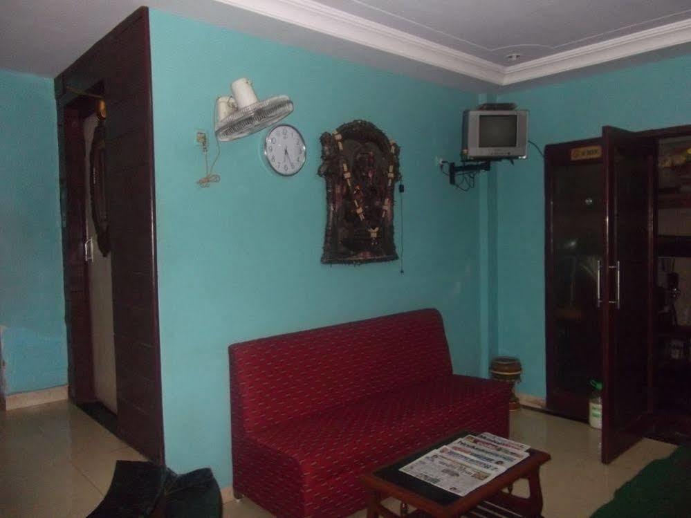 Hotel Palms Navi Mumbai Exterior photo